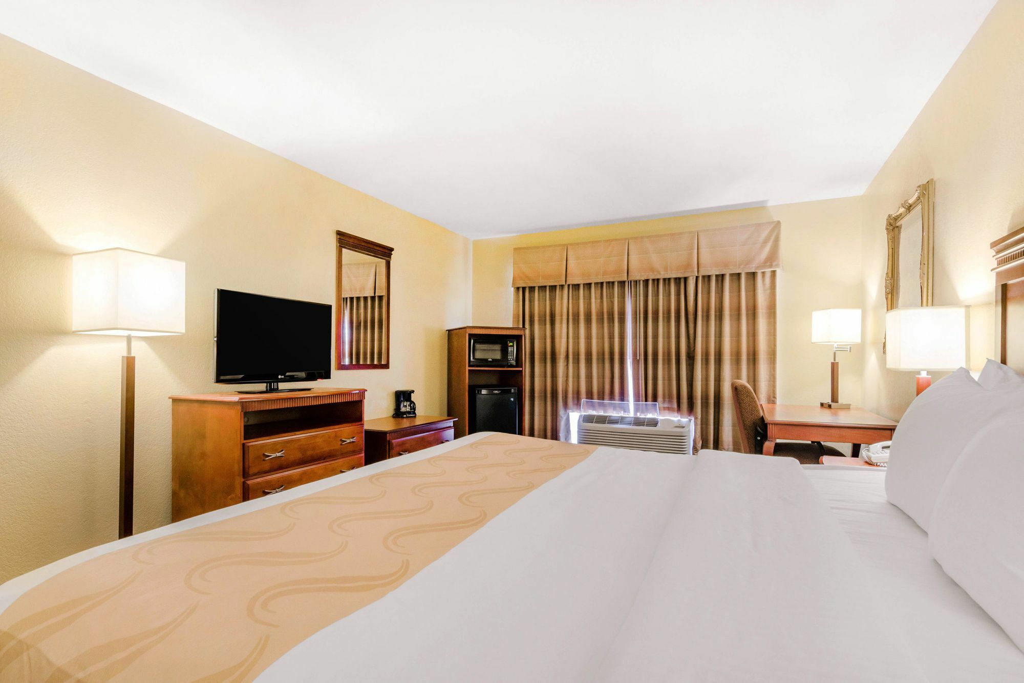 Precious Hotel Картаж Экстерьер фото
